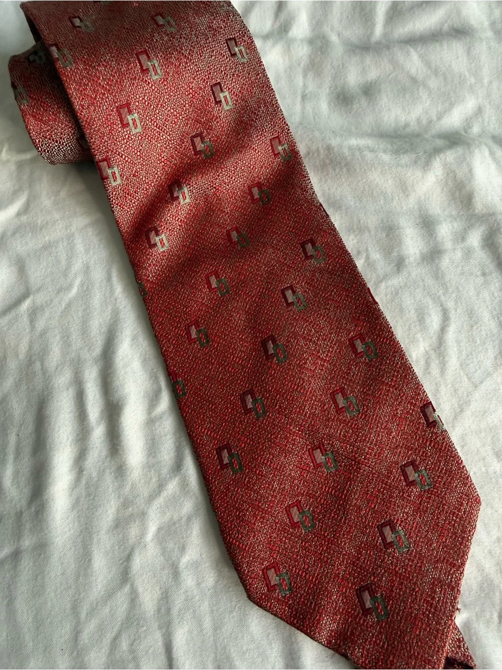 PAVONE Luxury Silk Tie Red Woven Micro-Texture Geometric Italian 3.75” x 58”